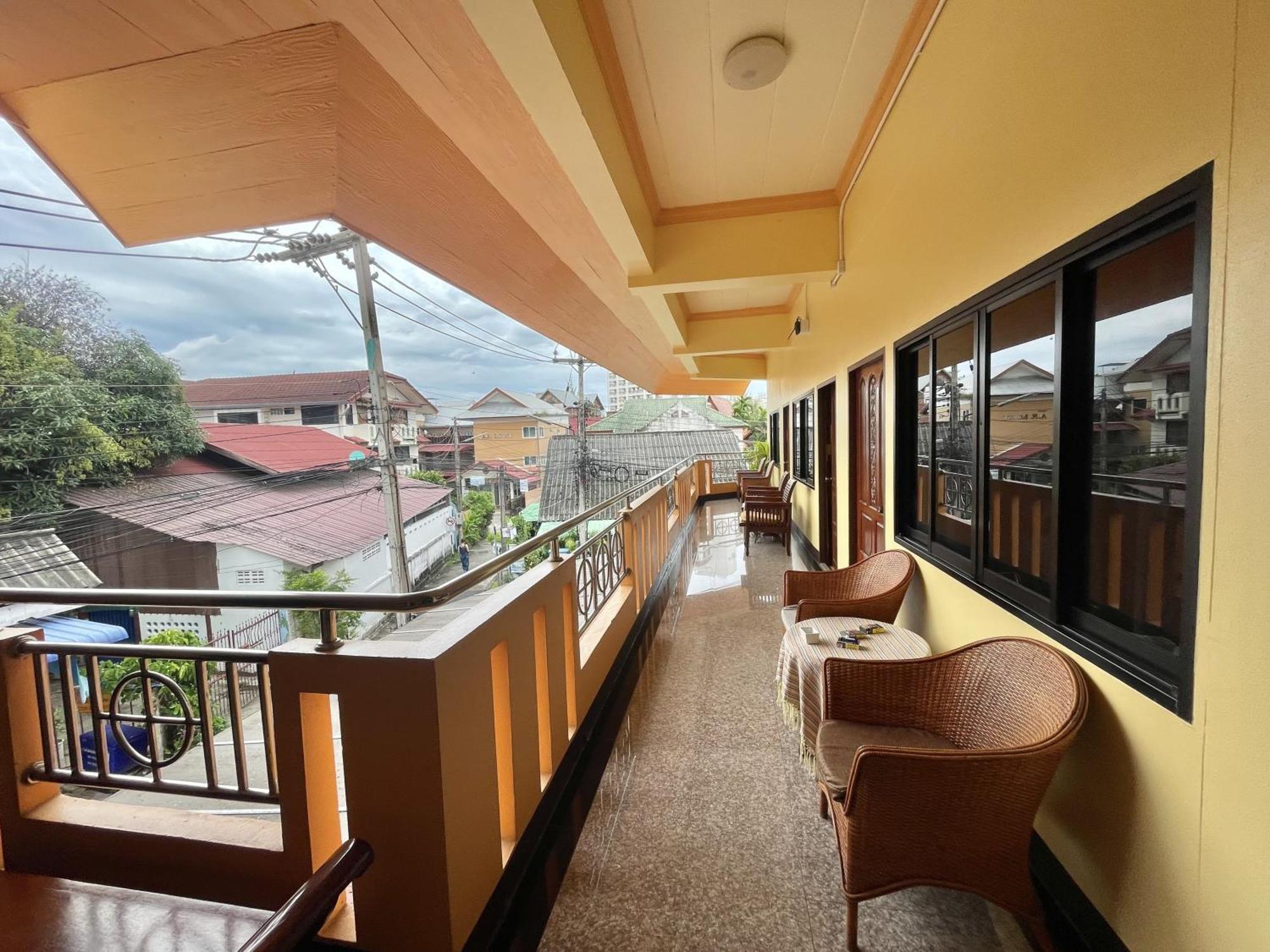 Mini Cost Apartment&Guesthouse Chiang Mai Ngoại thất bức ảnh
